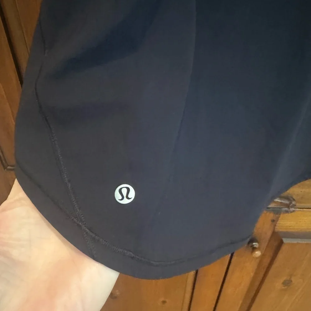 Lululemon Size 4 Singlet Racerback Tank Top - Black with Black Shear panels. EUC